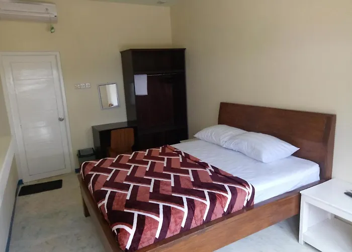 Hostal Warong Nusa Penida Toyapakeh